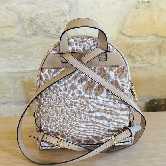 Mk - Picture 6 of 16